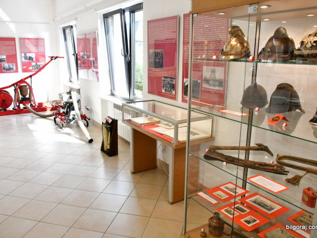 Na straży porządku i bezpieczeństwa. Nowa wystawa czasowa w Muzeum Ziemi Biłgorajskiej w Biłgoraju (FOTO)