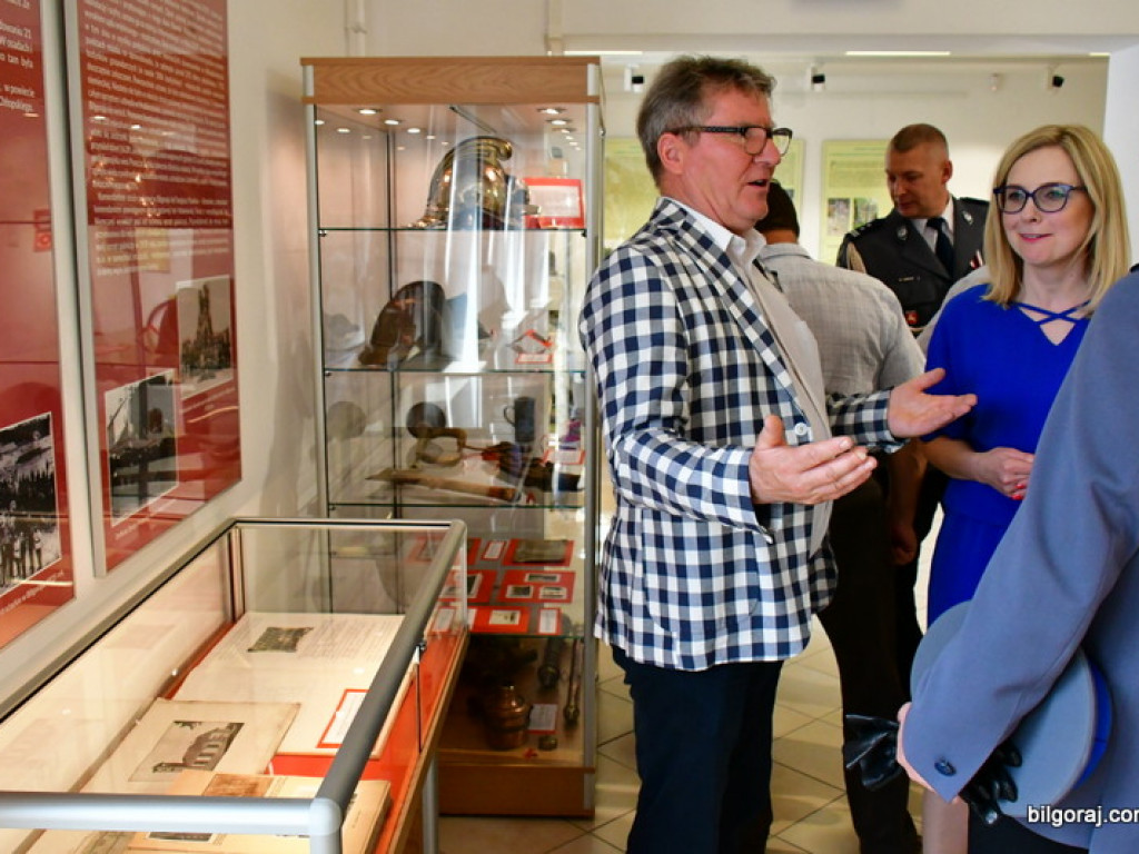 Na straży porządku i bezpieczeństwa. Nowa wystawa czasowa w Muzeum Ziemi Biłgorajskiej w Biłgoraju (FOTO)