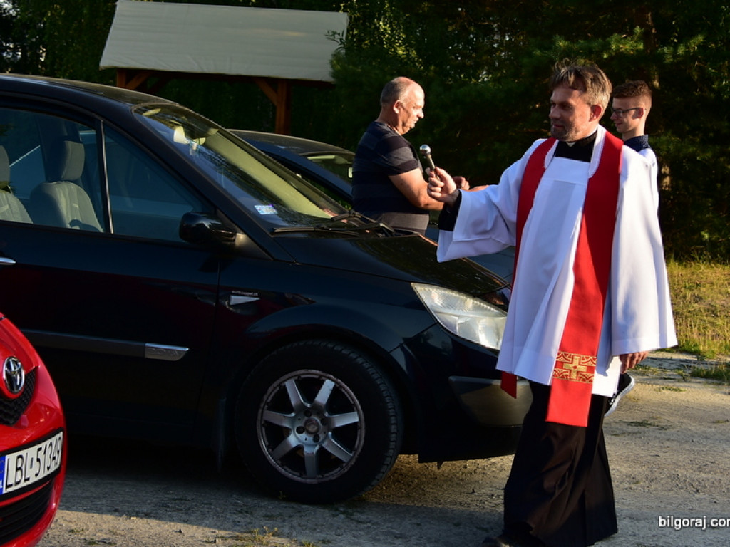 Poświecenie aut w dniu wspomnienia św. Krzysztofa (FOTO)