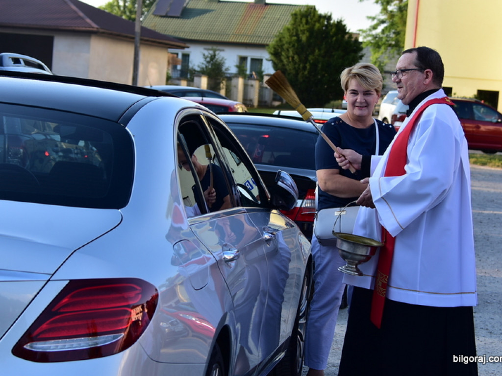 Poświecenie aut w dniu wspomnienia św. Krzysztofa (FOTO)