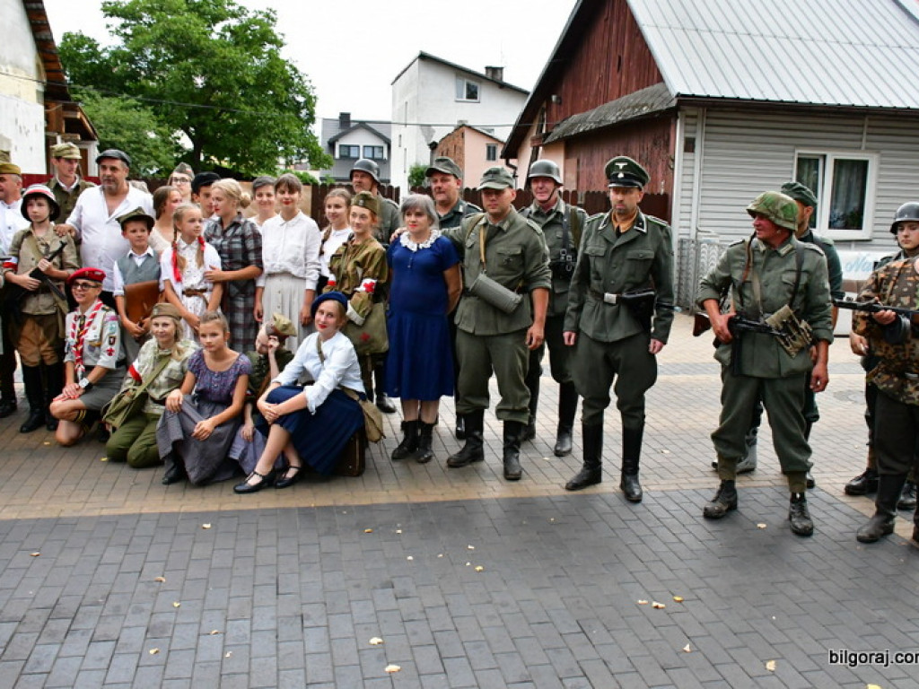 75. rocznica wybuchu Powstania Warszawskiego (FOTO, VIDEO)