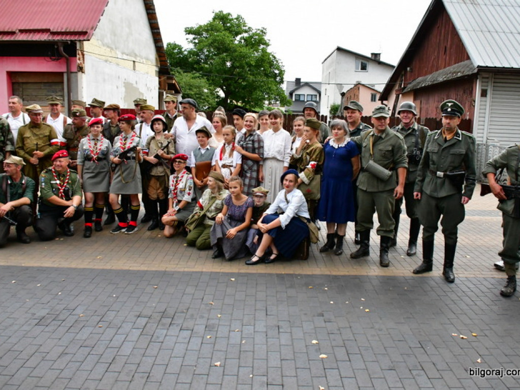 75. rocznica wybuchu Powstania Warszawskiego (FOTO, VIDEO)