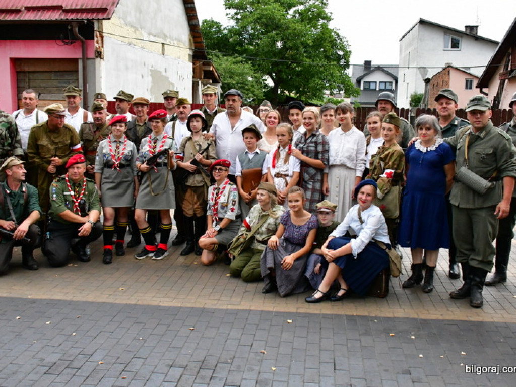 75. rocznica wybuchu Powstania Warszawskiego (FOTO, VIDEO)