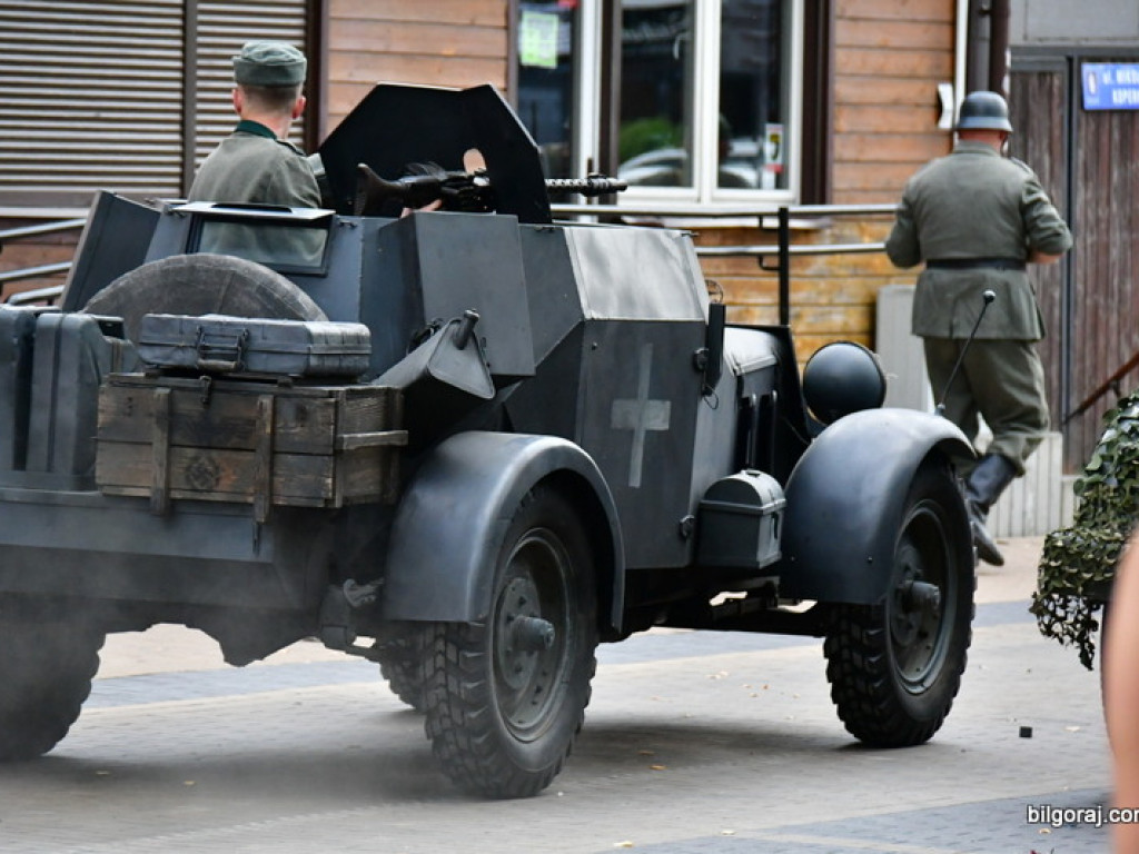 75. rocznica wybuchu Powstania Warszawskiego (FOTO, VIDEO)