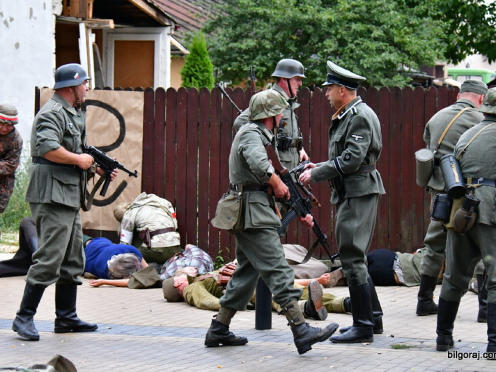 75. rocznica wybuchu Powstania Warszawskiego (FOTO, VIDEO)