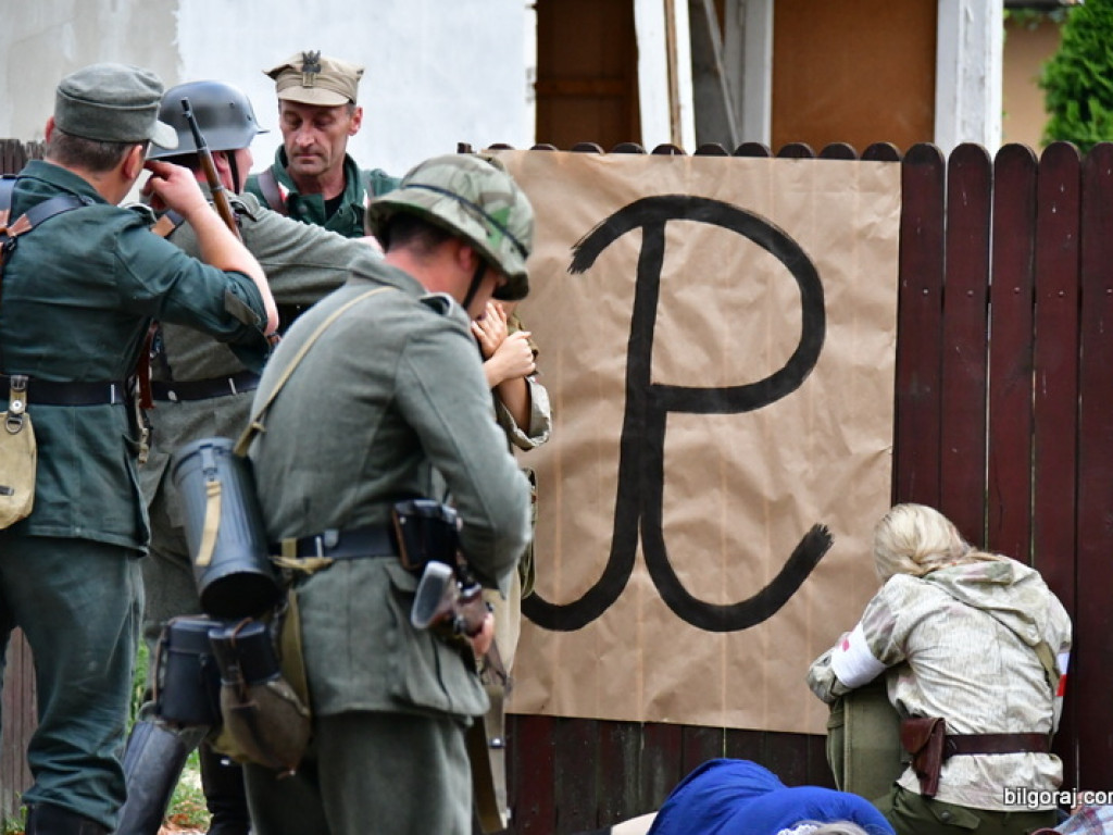 75. rocznica wybuchu Powstania Warszawskiego (FOTO, VIDEO)