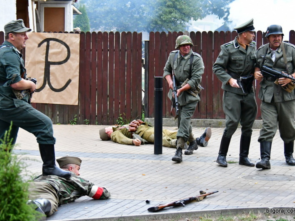75. rocznica wybuchu Powstania Warszawskiego (FOTO, VIDEO)