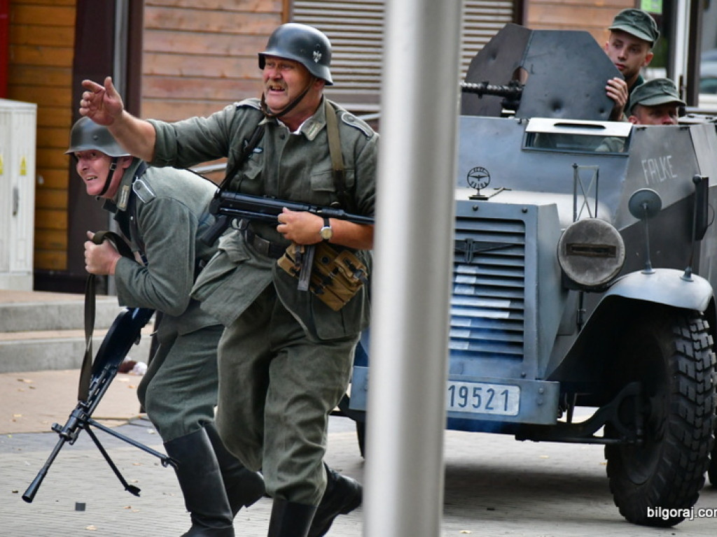 75. rocznica wybuchu Powstania Warszawskiego (FOTO, VIDEO)