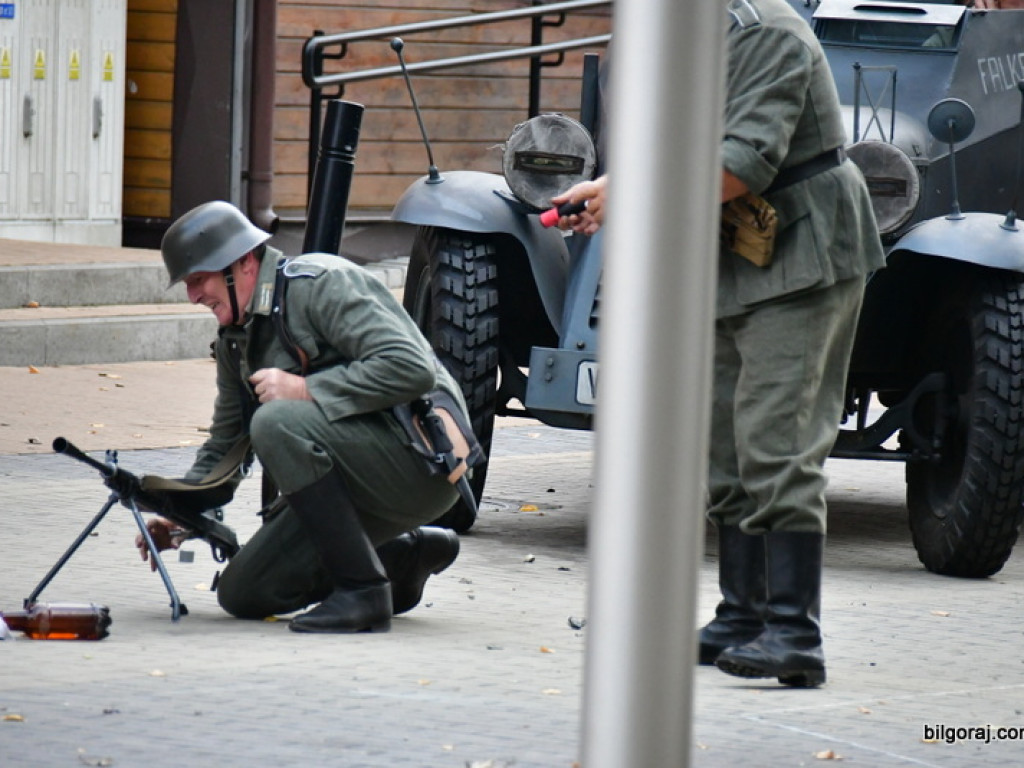 75. rocznica wybuchu Powstania Warszawskiego (FOTO, VIDEO)