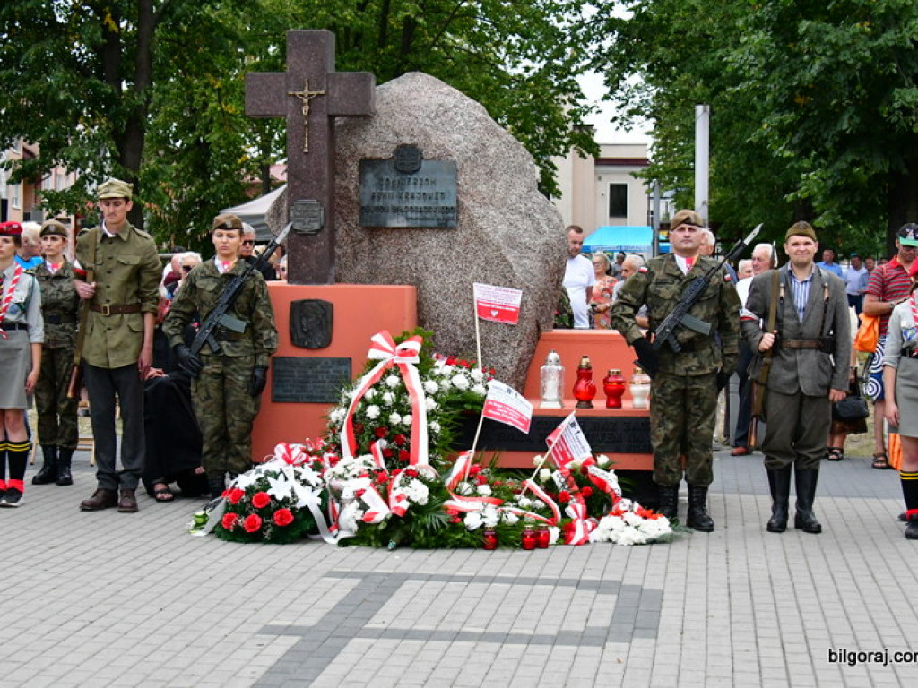 75. rocznica wybuchu Powstania Warszawskiego (FOTO, VIDEO)