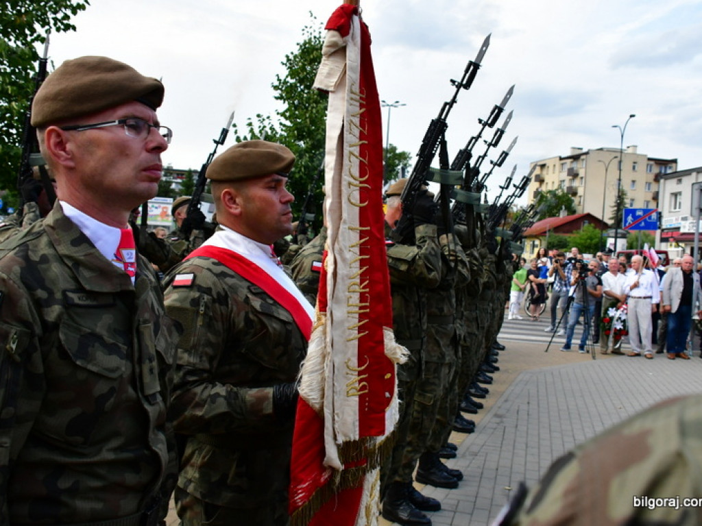 75. rocznica wybuchu Powstania Warszawskiego (FOTO, VIDEO)