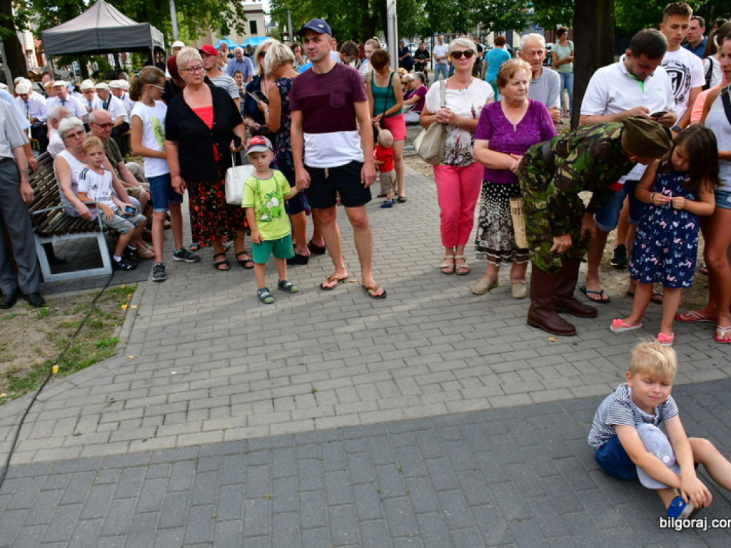 75. rocznica wybuchu Powstania Warszawskiego (FOTO, VIDEO)