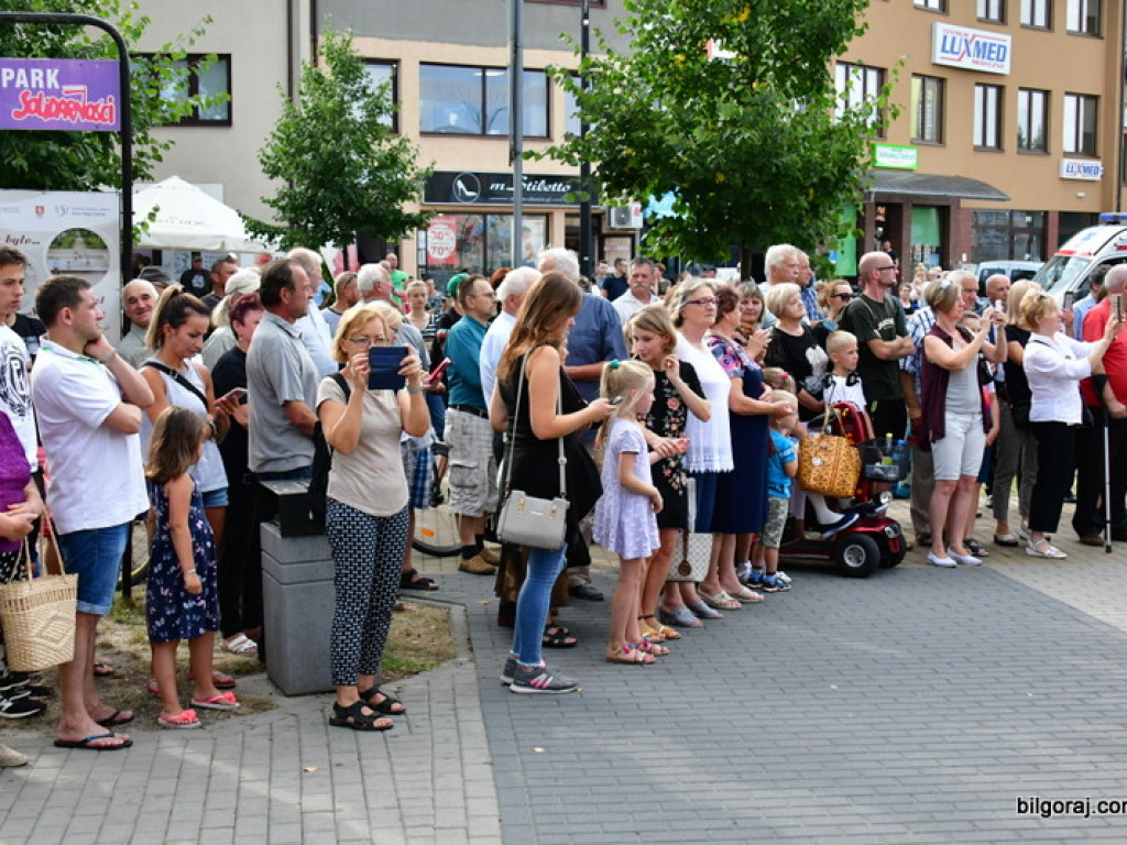 75. rocznica wybuchu Powstania Warszawskiego (FOTO, VIDEO)