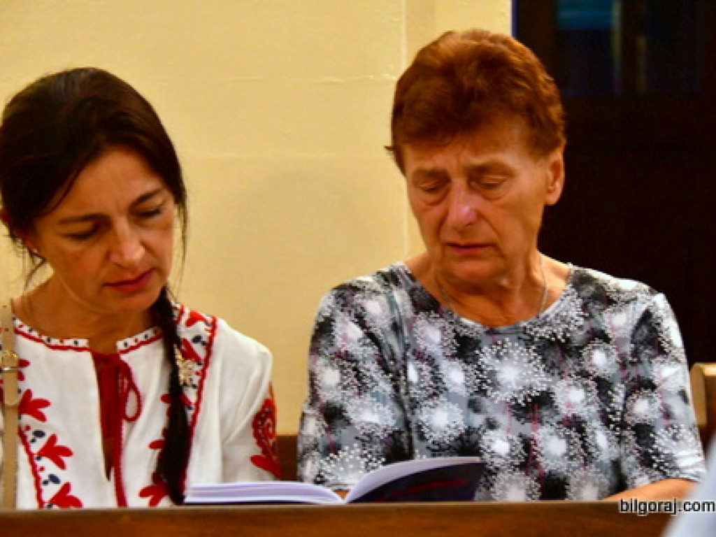 Patriotyczne śpiewanie w kościele św. Jerzego (FOTO)