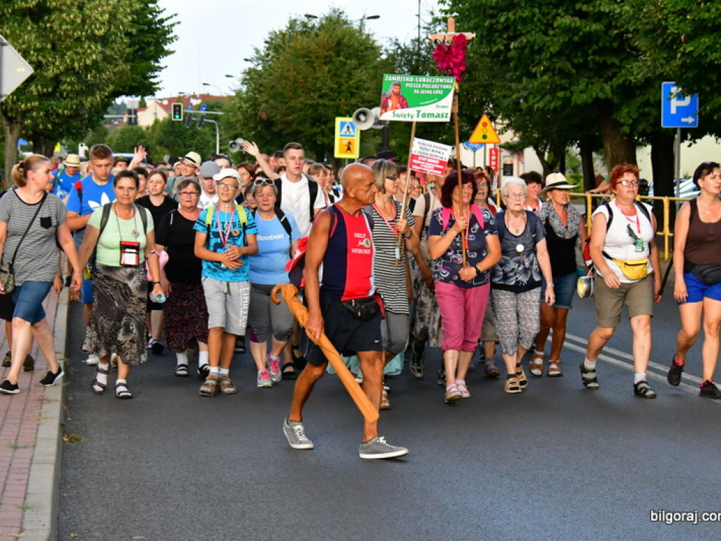 Pielgrzymi przybyli do Biłgoraja. W mieście nocują grupy z Zamościa i Hrubieszowa (FOTO)