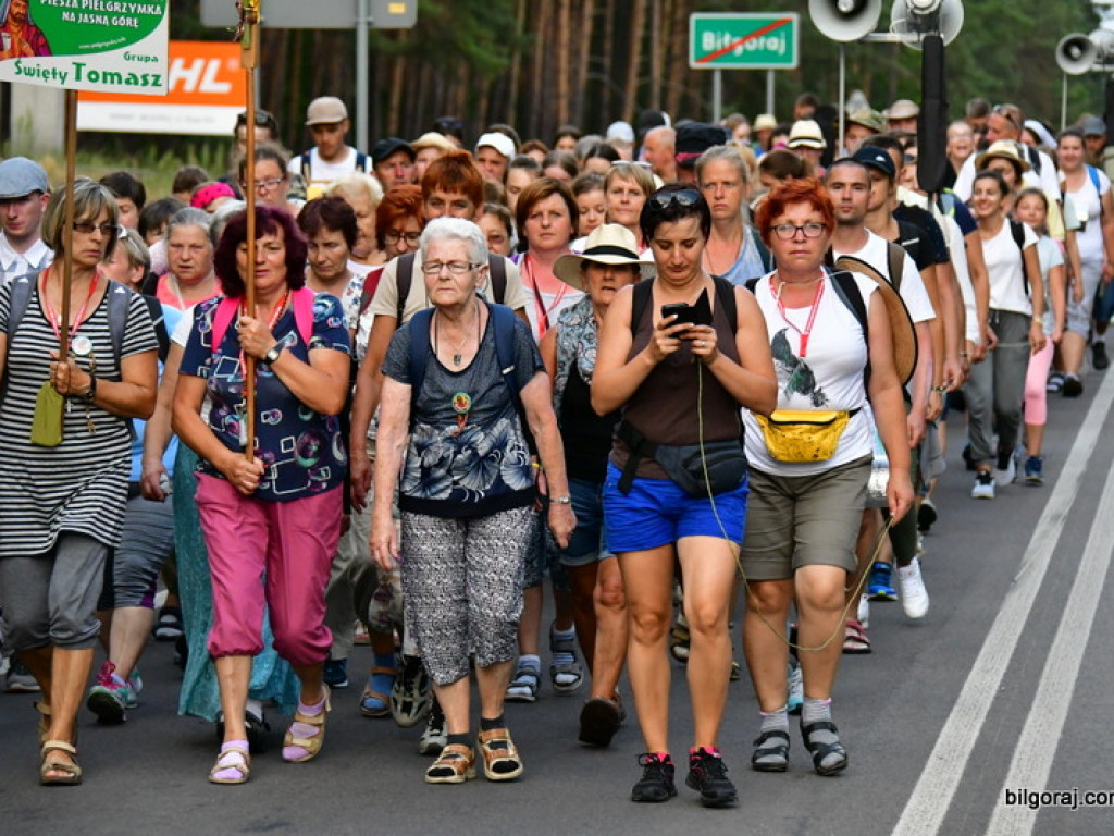 Pielgrzymi przybyli do Biłgoraja. W mieście nocują grupy z Zamościa i Hrubieszowa (FOTO)