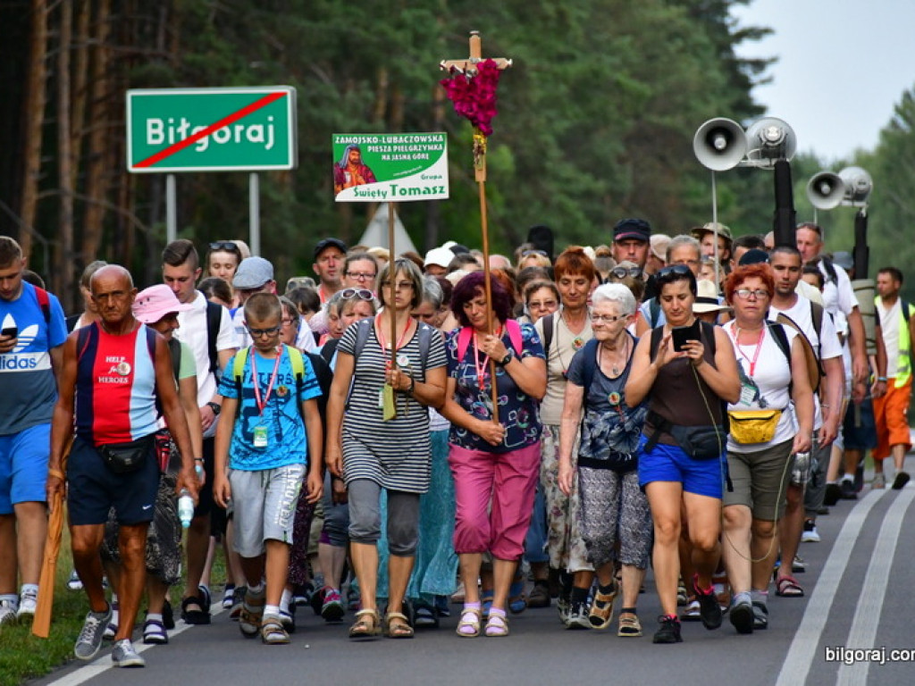 Pielgrzymi przybyli do Biłgoraja. W mieście nocują grupy z Zamościa i Hrubieszowa (FOTO)
