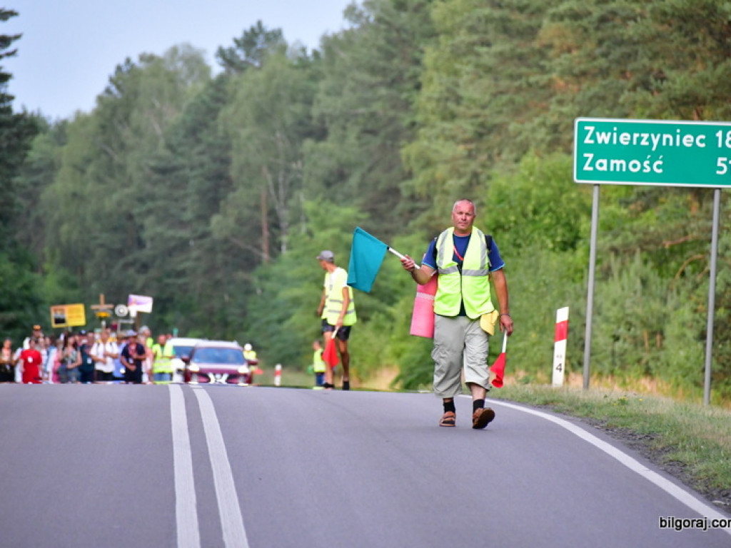 Pielgrzymi przybyli do Biłgoraja. W mieście nocują grupy z Zamościa i Hrubieszowa (FOTO)