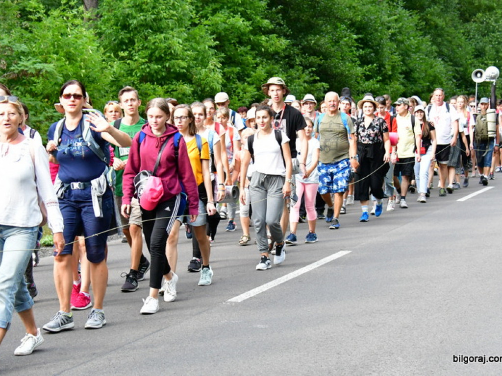 Pielgrzymi przybyli do Biłgoraja. W mieście nocują grupy z Zamościa i Hrubieszowa (FOTO)