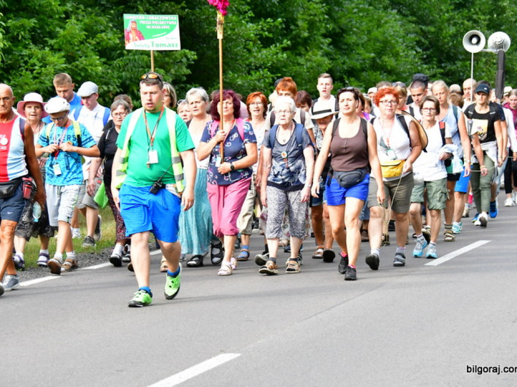 Pielgrzymi przybyli do Biłgoraja. W mieście nocują grupy z Zamościa i Hrubieszowa (FOTO)