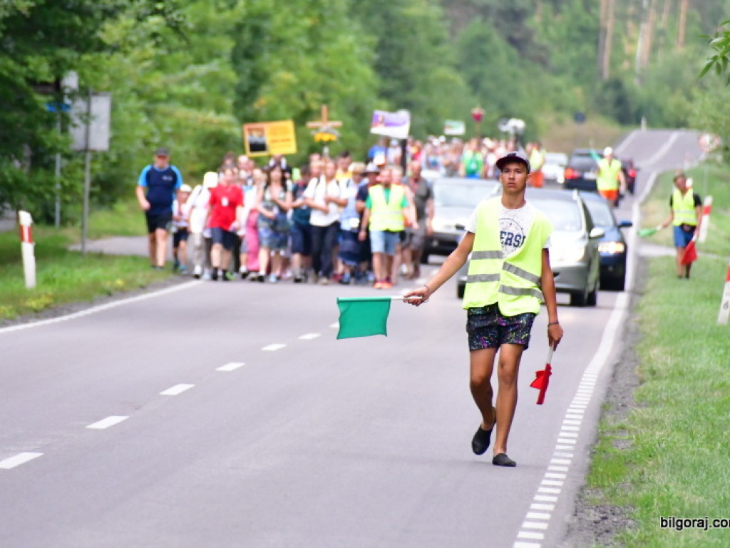 Pielgrzymi przybyli do Biłgoraja. W mieście nocują grupy z Zamościa i Hrubieszowa (FOTO)