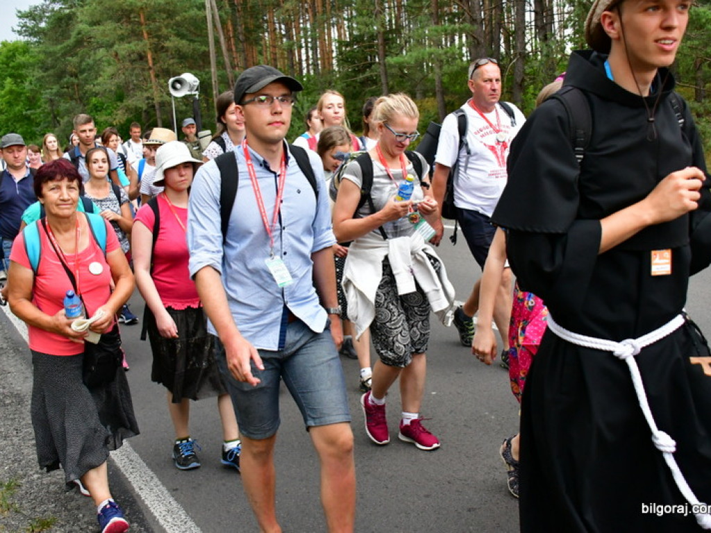 Pielgrzymi przybyli do Biłgoraja. W mieście nocują grupy z Zamościa i Hrubieszowa (FOTO)