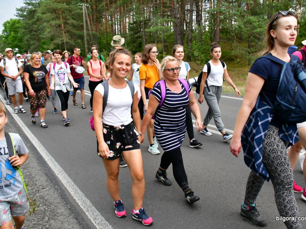 Pielgrzymi przybyli do Biłgoraja. W mieście nocują grupy z Zamościa i Hrubieszowa (FOTO)