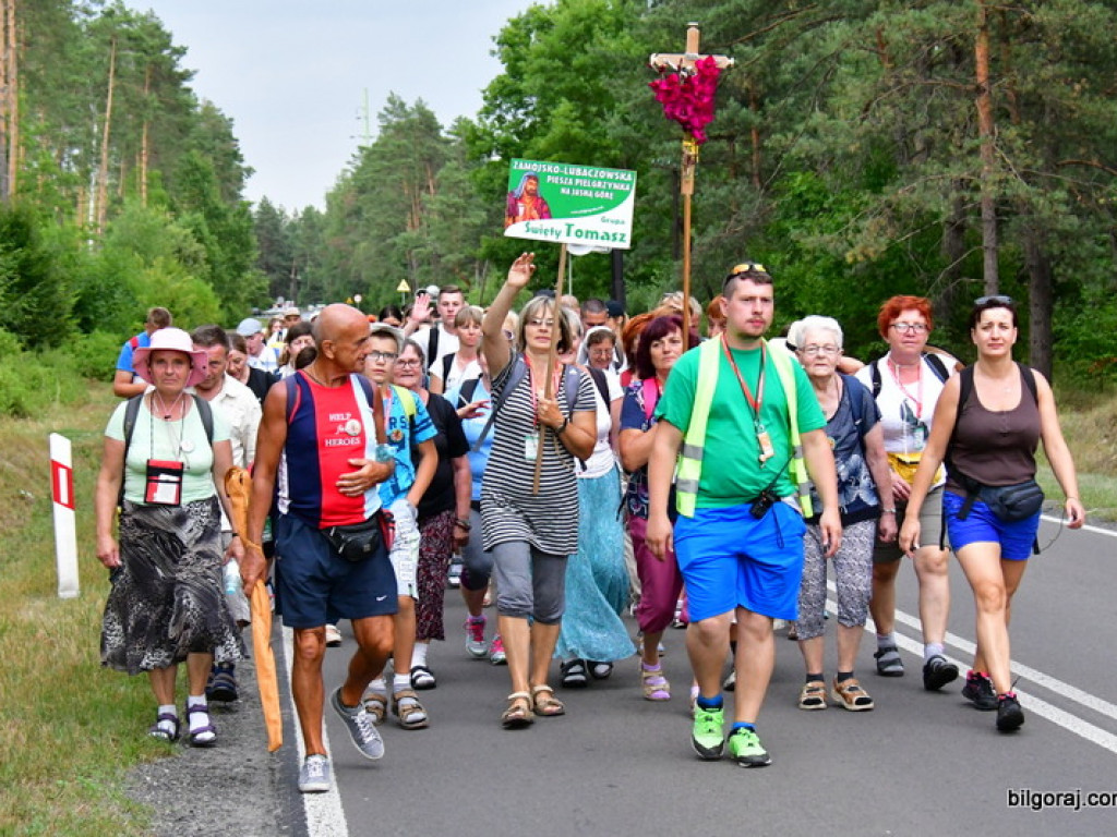 Pielgrzymi przybyli do Biłgoraja. W mieście nocują grupy z Zamościa i Hrubieszowa (FOTO)