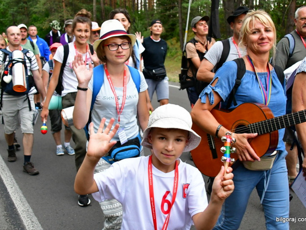 Pielgrzymi przybyli do Biłgoraja. W mieście nocują grupy z Zamościa i Hrubieszowa (FOTO)
