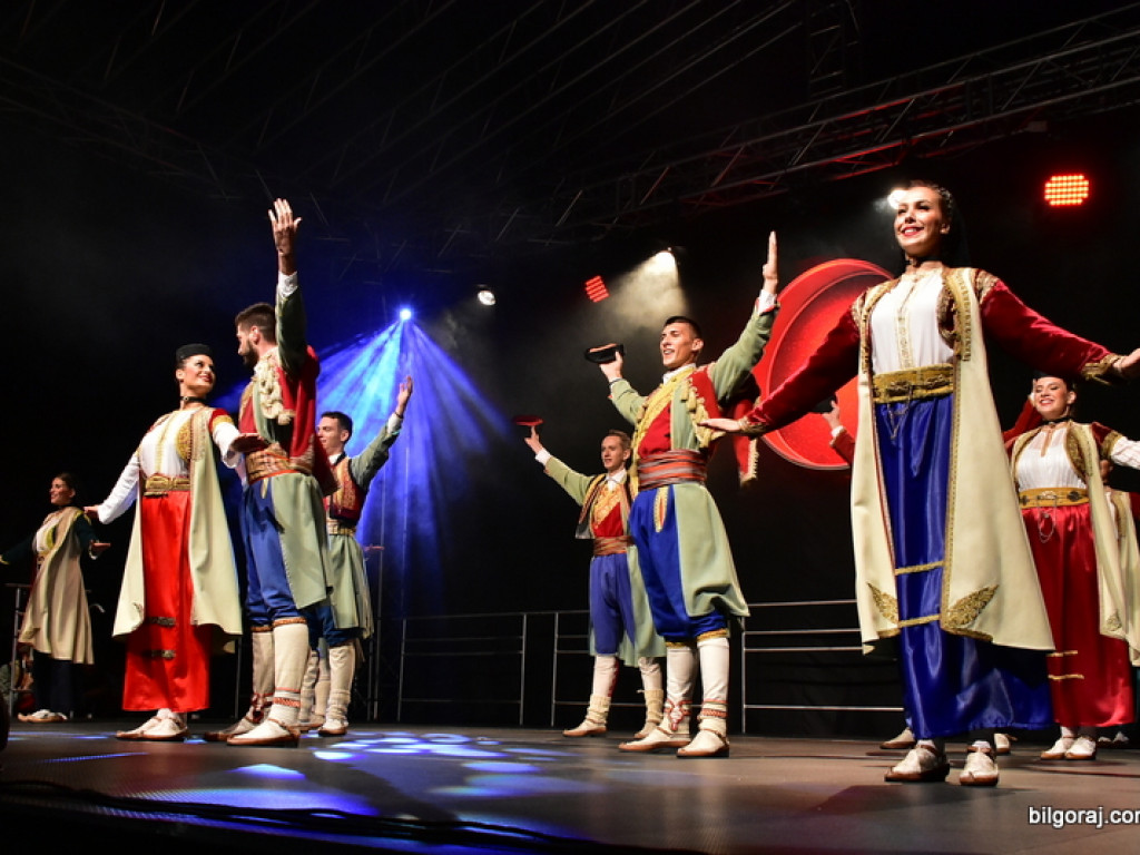 Festiwal kultur, czyli taniec, śpiew oraz muzyka żydowska, krajów bałkańskich i Polski (FOTO)