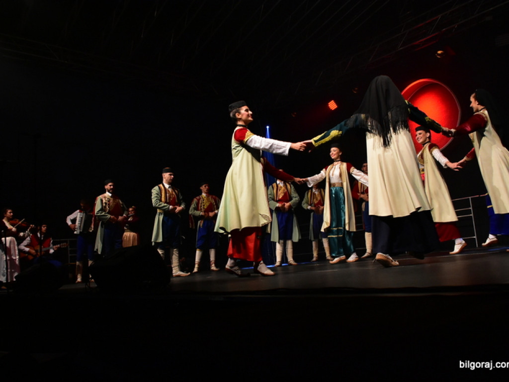 Festiwal kultur, czyli taniec, śpiew oraz muzyka żydowska, krajów bałkańskich i Polski (FOTO)
