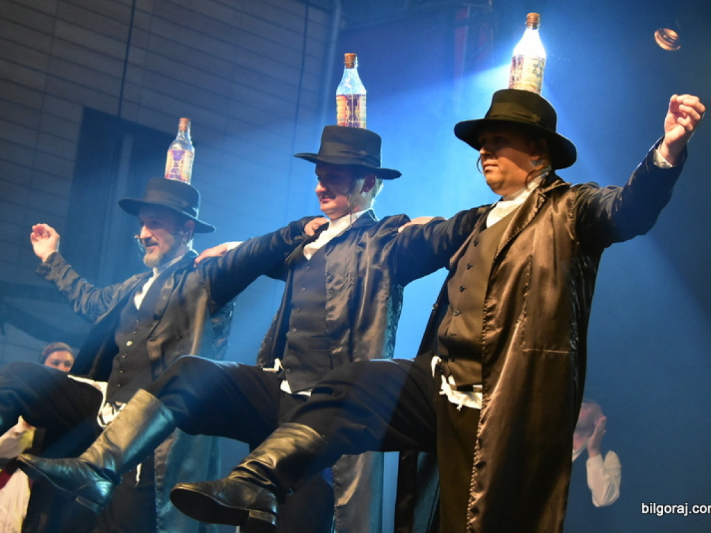 Festiwal kultur, czyli taniec, śpiew oraz muzyka żydowska, krajów bałkańskich i Polski (FOTO)