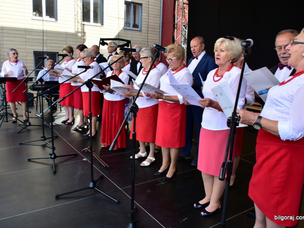 Na patriotyczną nutę by uczcić chlubę polskiego orężą (FOTO, VIDEO)