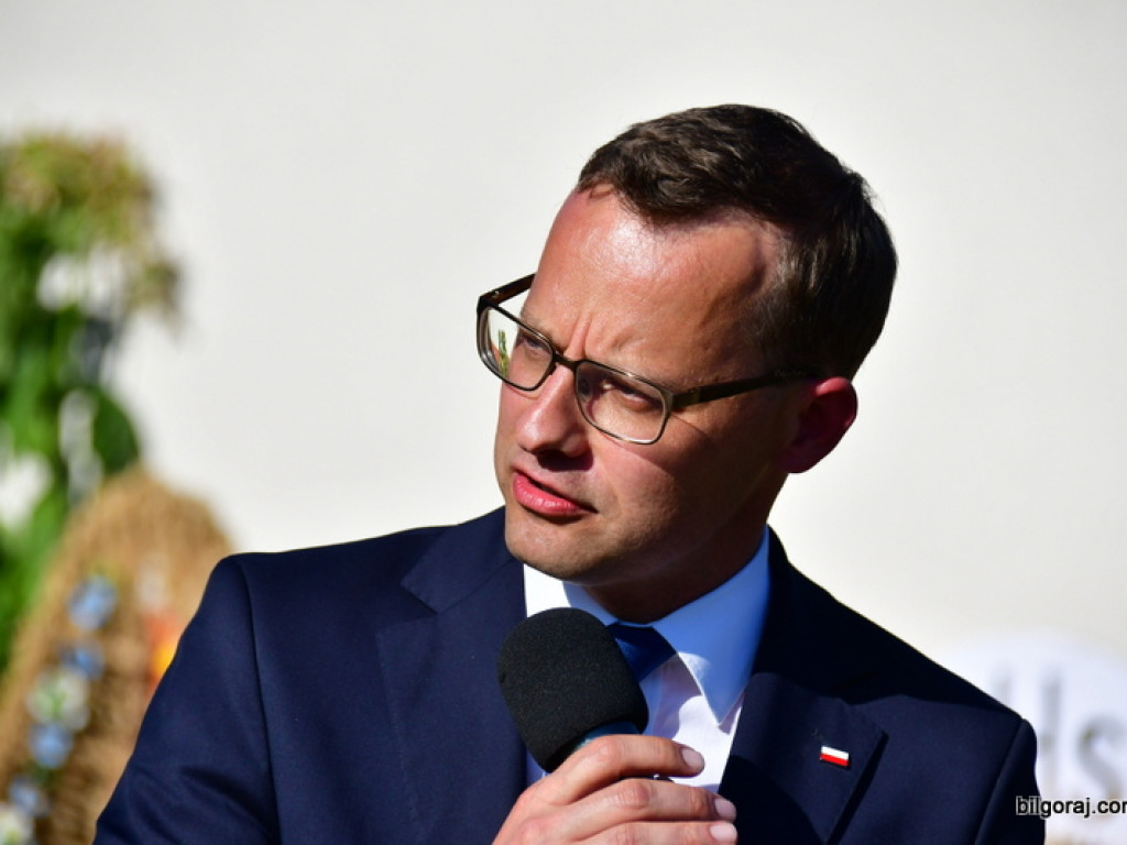 Dożynki w Gminie Tarnogród. Rolnicy świętowali w Luchowie Górnym (FOTO)