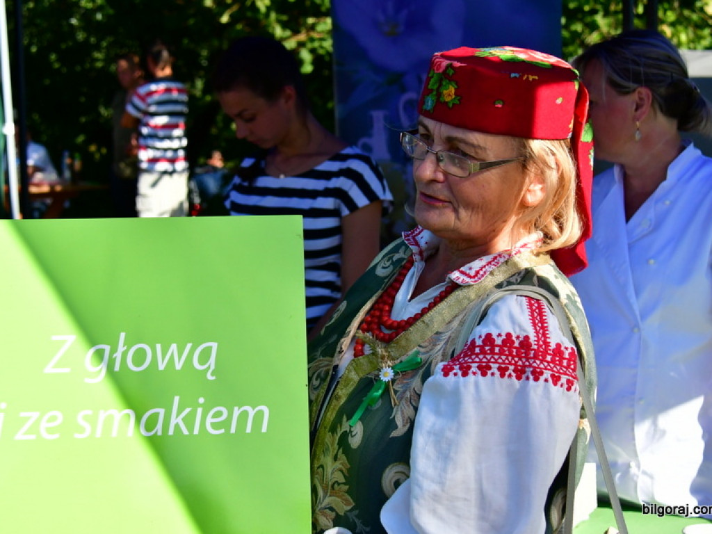 Dożynki w Gminie Tarnogród. Rolnicy świętowali w Luchowie Górnym (FOTO)