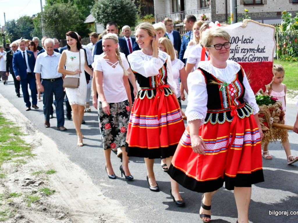 Dożynki w Gminie Tarnogród. Rolnicy świętowali w Luchowie Górnym (FOTO)