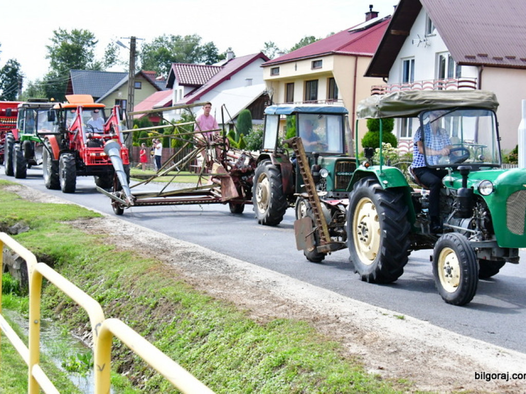 Dożynki w Gminie Tarnogród. Rolnicy świętowali w Luchowie Górnym (FOTO)