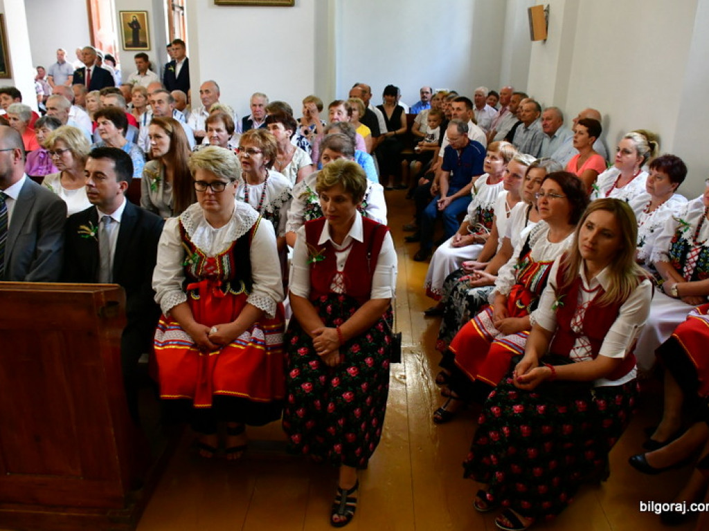 Dożynki w Gminie Tarnogród. Rolnicy świętowali w Luchowie Górnym (FOTO)