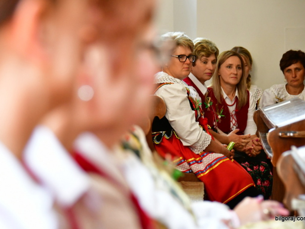 Dożynki w Gminie Tarnogród. Rolnicy świętowali w Luchowie Górnym (FOTO)