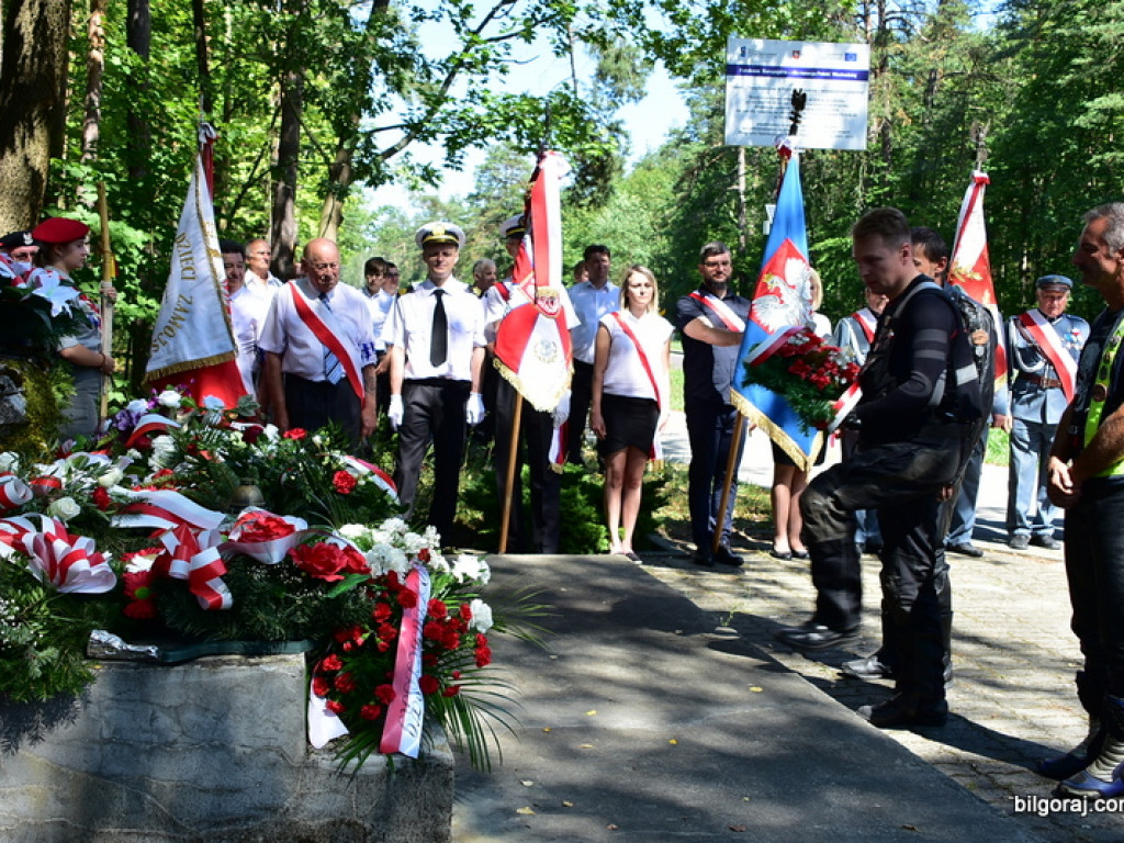 76. rocznica likwidacji obozu przejściowego w Zwierzyńcu, miejsca gdzie trafiali wysiedleni mieszkańcy Biłgorajszczyzny (FOTO)