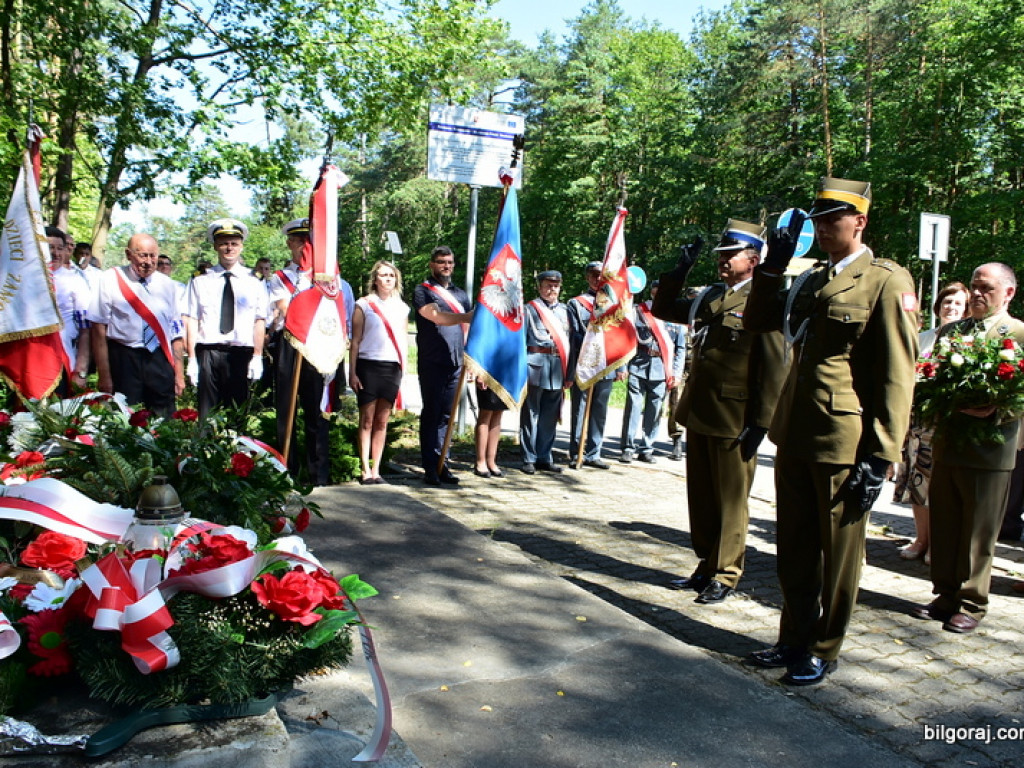 76. rocznica likwidacji obozu przejściowego w Zwierzyńcu, miejsca gdzie trafiali wysiedleni mieszkańcy Biłgorajszczyzny (FOTO)
