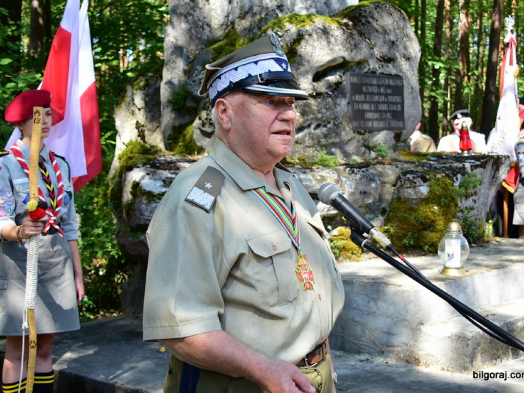 76. rocznica likwidacji obozu przejściowego w Zwierzyńcu, miejsca gdzie trafiali wysiedleni mieszkańcy Biłgorajszczyzny (FOTO)