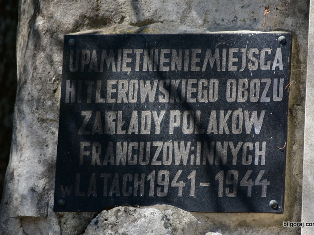 76. rocznica likwidacji obozu przejściowego w Zwierzyńcu, miejsca gdzie trafiali wysiedleni mieszkańcy Biłgorajszczyzny (FOTO)