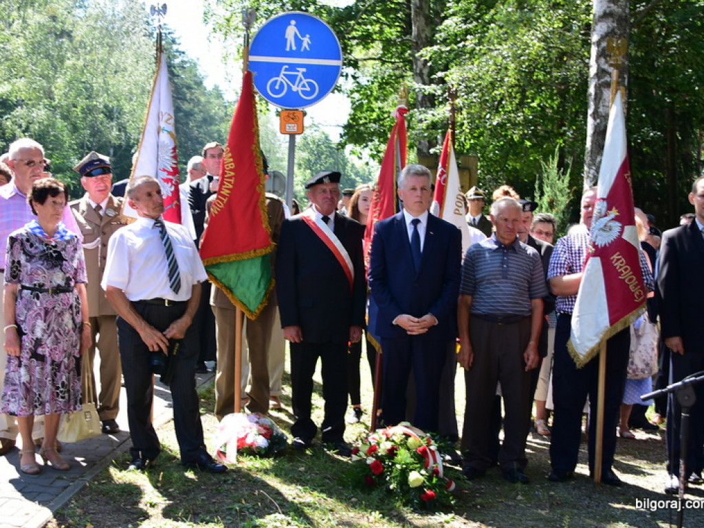 76. rocznica likwidacji obozu przejściowego w Zwierzyńcu, miejsca gdzie trafiali wysiedleni mieszkańcy Biłgorajszczyzny (FOTO)