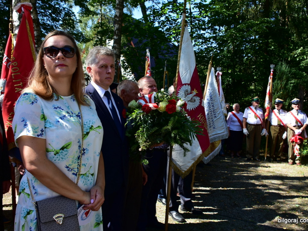 76. rocznica likwidacji obozu przejściowego w Zwierzyńcu, miejsca gdzie trafiali wysiedleni mieszkańcy Biłgorajszczyzny (FOTO)