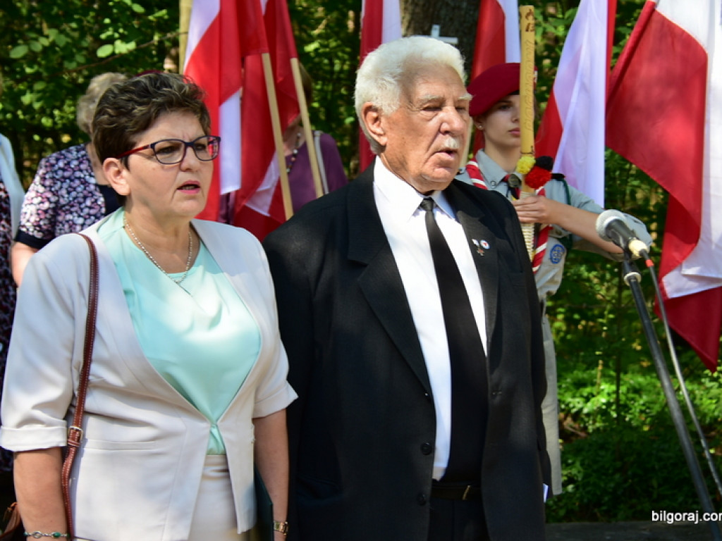 76. rocznica likwidacji obozu przejściowego w Zwierzyńcu, miejsca gdzie trafiali wysiedleni mieszkańcy Biłgorajszczyzny (FOTO)