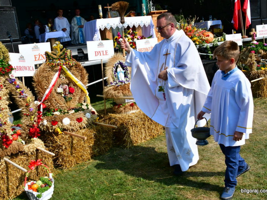 Dożynki w Gminie Biłgoraj. Dziękowano Bogu za łaski, rolnikom za pracę (FOTO)