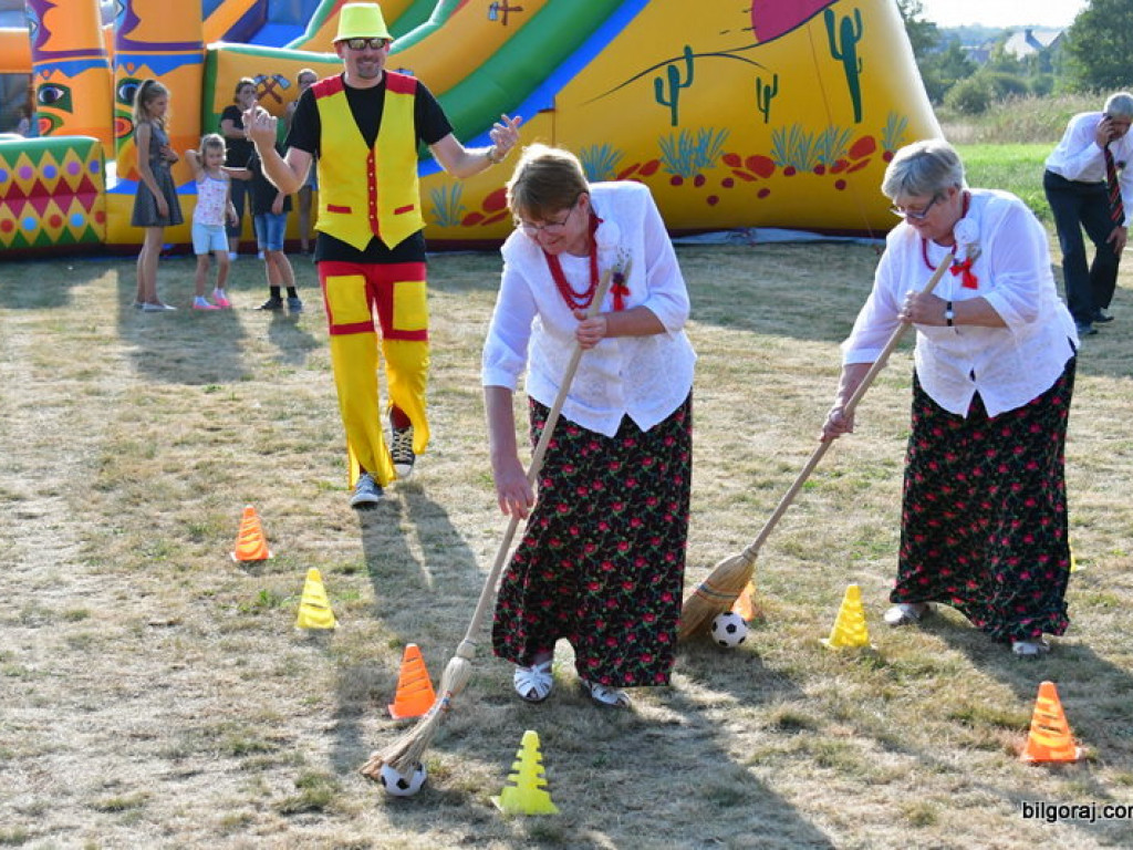 Dożynki w Gminie Biłgoraj. Dziękowano Bogu za łaski, rolnikom za pracę (FOTO)