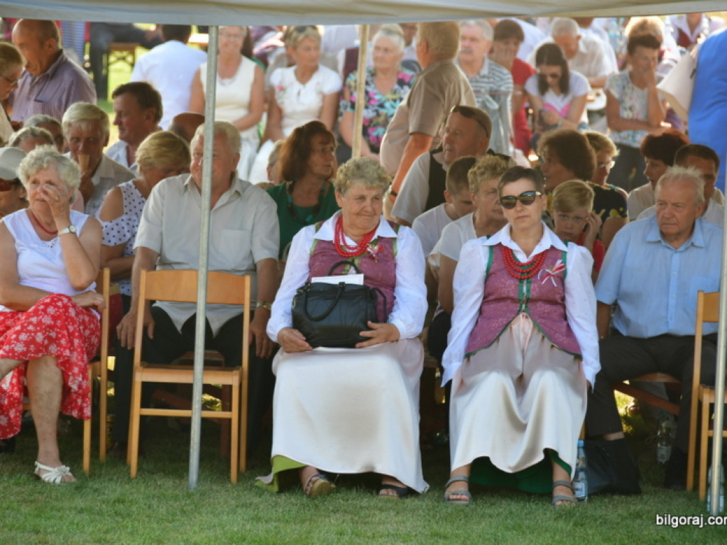 Dożynki w Gminie Biłgoraj. Dziękowano Bogu za łaski, rolnikom za pracę (FOTO)