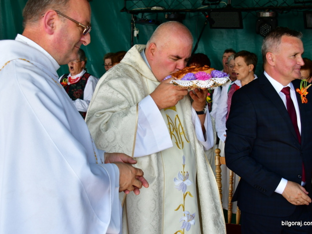 Dożynki w Gminie Biłgoraj. Dziękowano Bogu za łaski, rolnikom za pracę (FOTO)